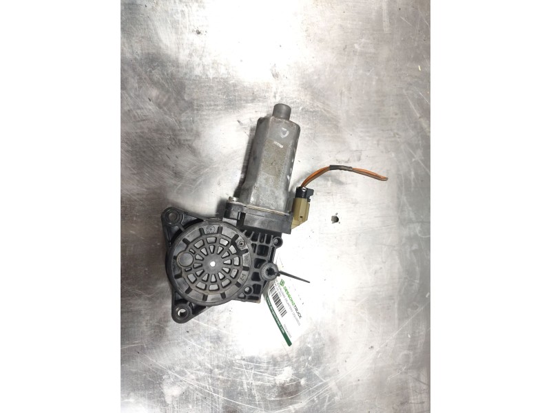 Recambio de motor elevalunas delantero izquierdo para hyundai i30 (fd) 1.6 crdi referencia OEM IAM f00s1a3295  