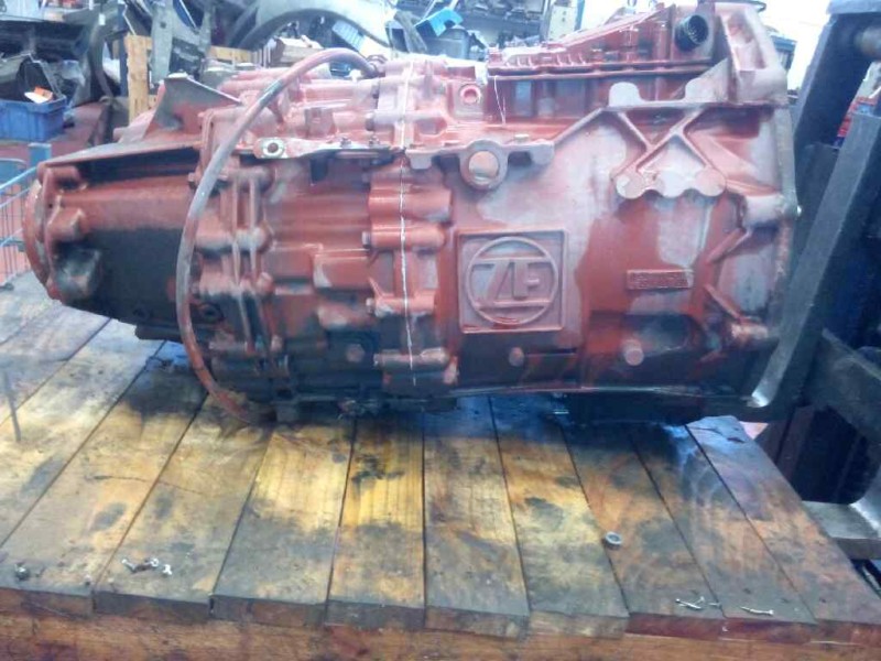 Recambio de caja cambios para iveco stralis (as) 10.3 diesel referencia OEM IAM 12AS2301 1327030027 8869901