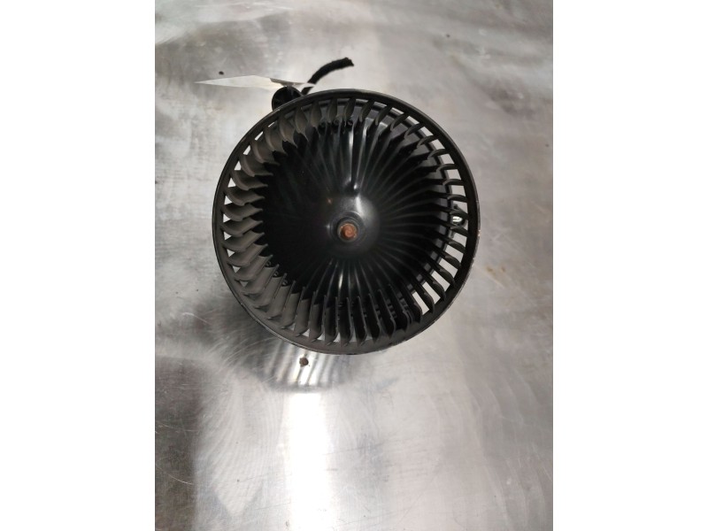 Recambio de ventilador calefaccion para ford transit kastenwagen (ttg) 2.2 tdci cat referencia OEM IAM BK2T18456AA  