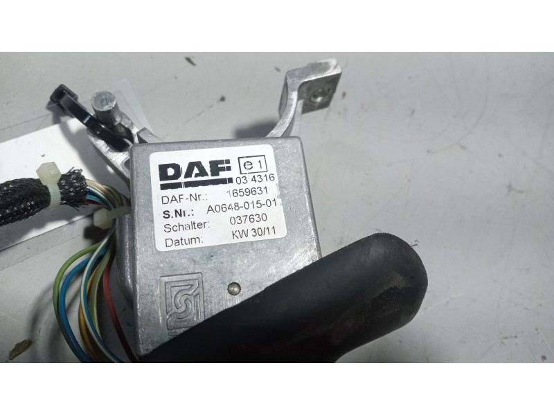 Recambio de mando intarder para daf serie xf105.xxx 12.9 diesel referencia OEM IAM 1659631  