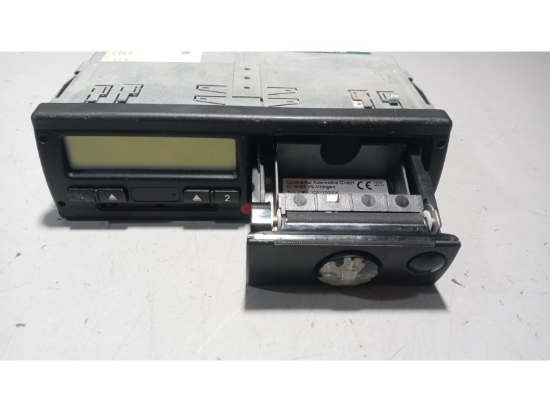 Recambio de tacografo para daf serie xf105.xxx 12.9 diesel referencia OEM IAM 13811051100004  1801958