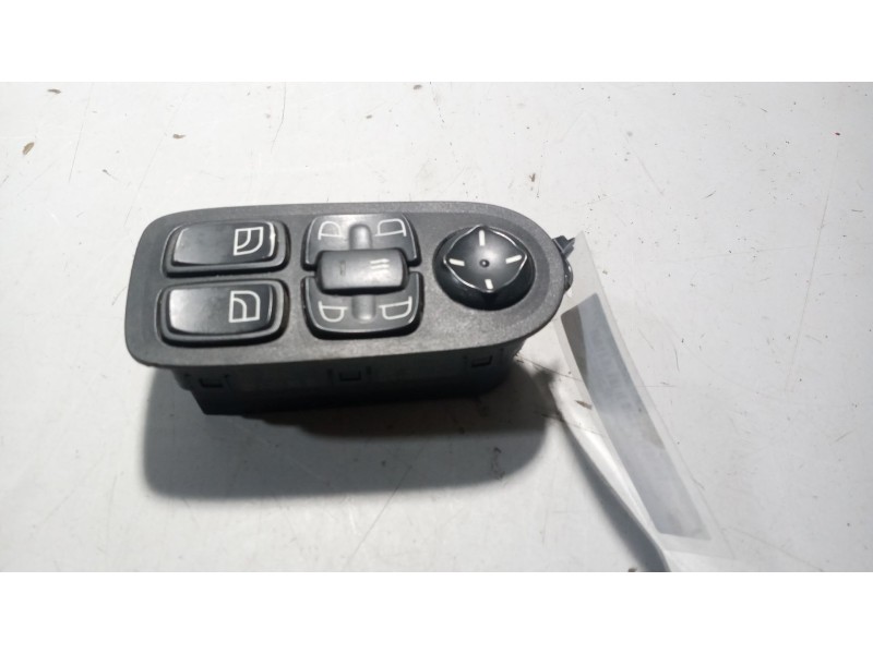 Recambio de mando elevalunas delantero izquierdo para daf serie xf105.xxx 12.9 diesel referencia OEM IAM 1811131  