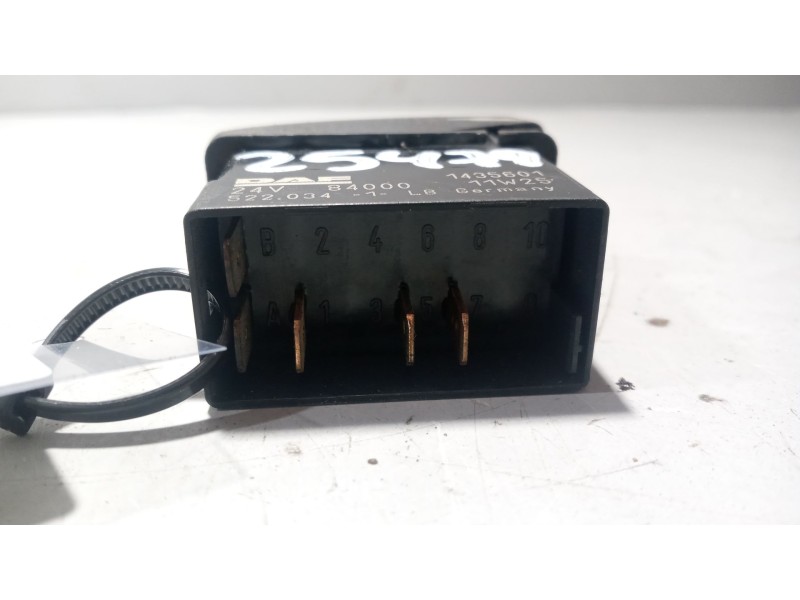 Recambio de interruptor para daf serie xf105.xxx 12.9 diesel referencia OEM IAM 1435601  