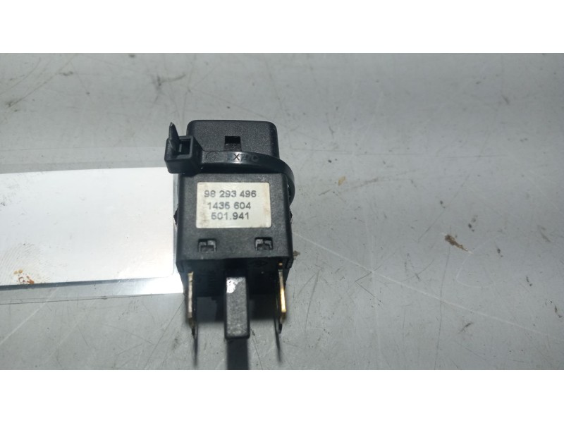 Recambio de interruptor para daf serie xf105.xxx 12.9 diesel referencia OEM IAM 1435604  