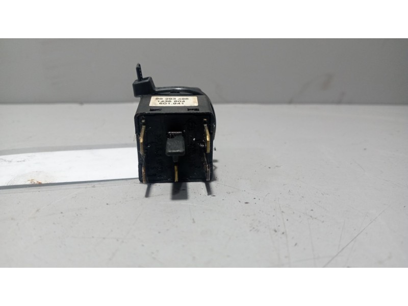 Recambio de interruptor para daf serie xf105.xxx 12.9 diesel referencia OEM IAM 1435604  