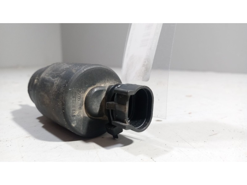 Recambio de bomba limpia para iveco eurocargo 5.9 diesel referencia OEM IAM 500304249  