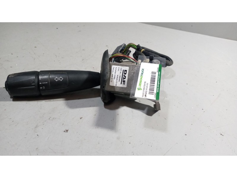 Recambio de mando intermitentes para daf serie xf105.xxx 12.9 diesel referencia OEM IAM 1892960  