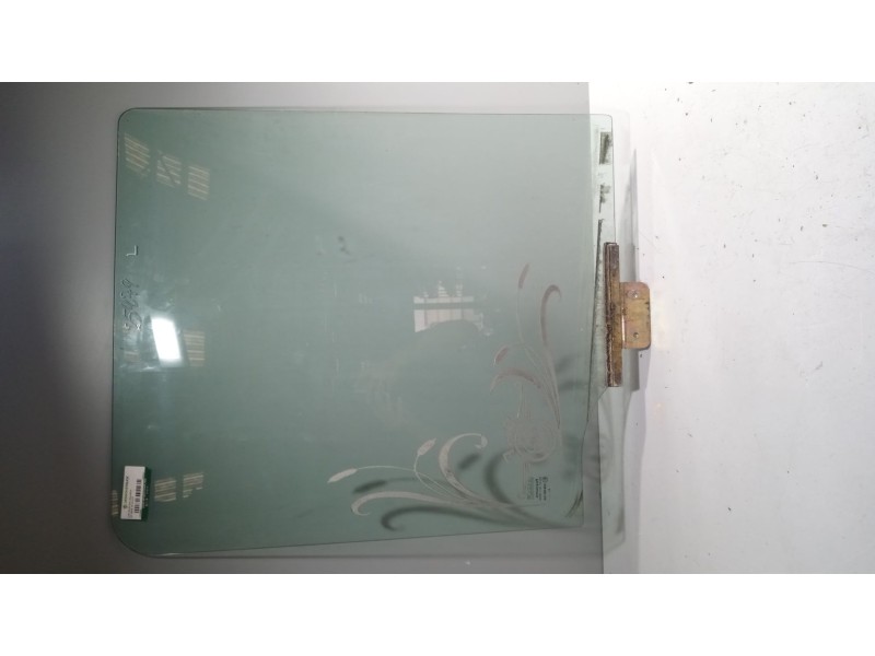 Recambio de luna delantera izquierda para daf serie xf105.xxx 12.9 diesel referencia OEM IAM 1284623  