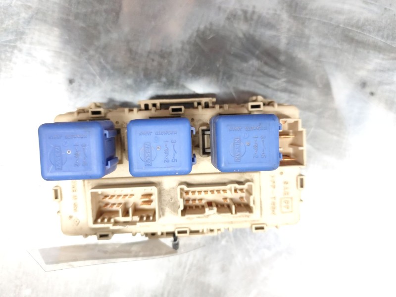 Recambio de caja reles / fusibles para nissan x-trail (t30) sport referencia OEM IAM   
