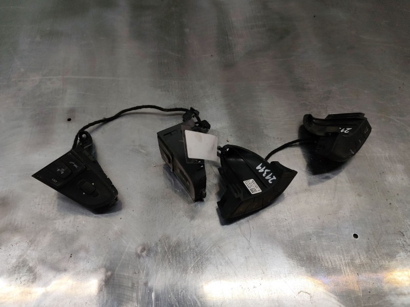 Recambio de mando volante para peugeot 508 allure hybrid4 referencia OEM IAM 9677976377  