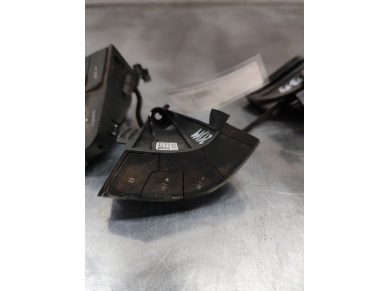 Recambio de mando volante para peugeot 508 allure hybrid4 referencia OEM IAM 9677976377  