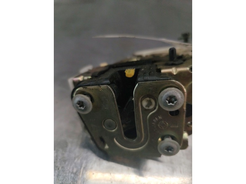 Recambio de cerradura puerta trasera izquierda para nissan x-trail (t30) sport referencia OEM IAM 80553AA300  