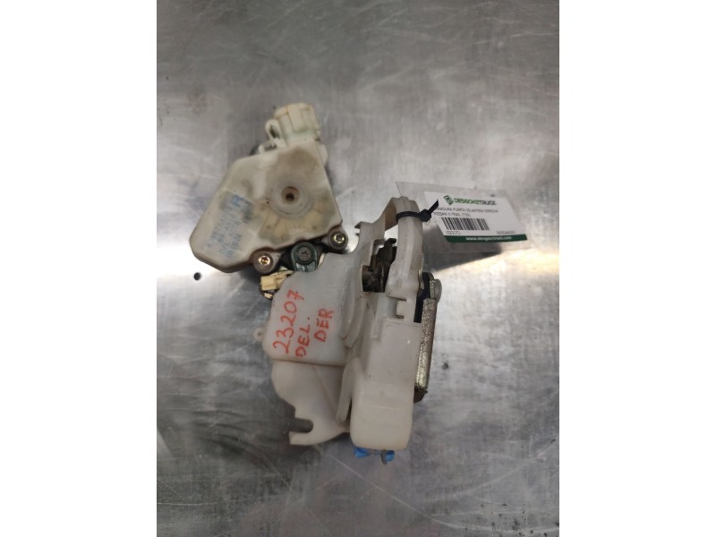 Recambio de cerradura puerta delantera derecha para nissan x-trail (t30) sport referencia OEM IAM 80552AA200  