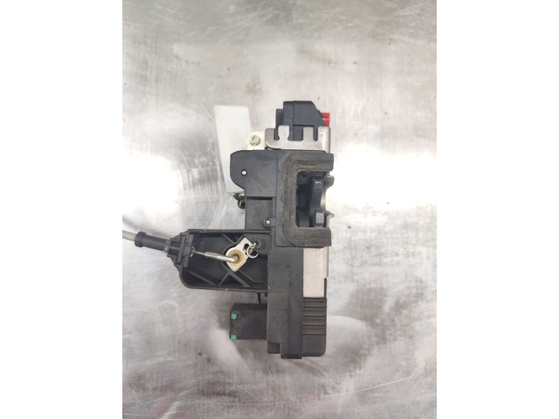 Recambio de cerradura puerta trasera izquierda para opel meriva cosmo referencia OEM IAM 13154793  3PINES