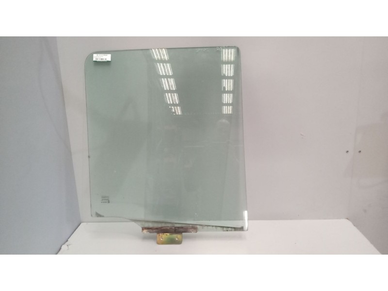 Recambio de luna delantera izquierda para daf serie xf105.xxx 12.9 diesel referencia OEM IAM 1284623  