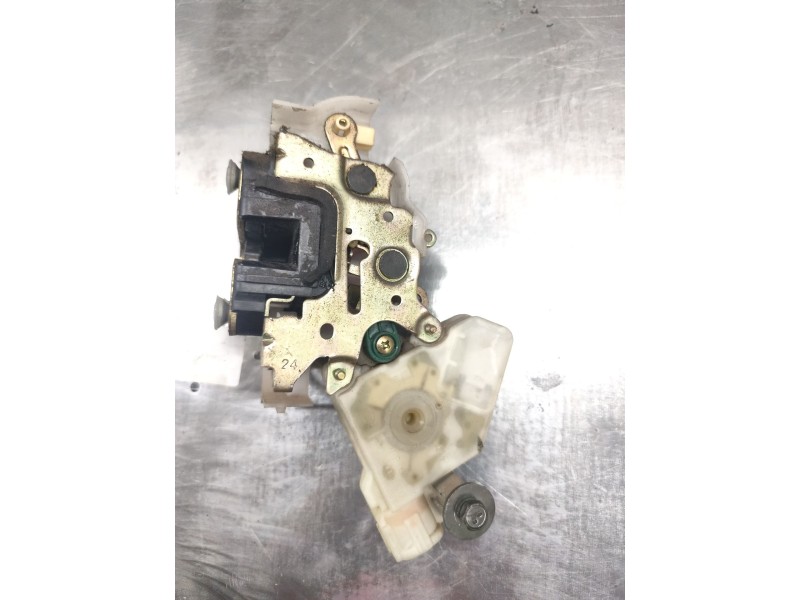 Recambio de cerradura puerta delantera izquierda para nissan x-trail (t30) sport referencia OEM IAM 80553AA210  