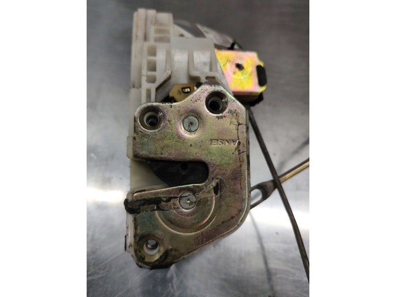 Recambio de cerradura puerta delantera izquierda para mitsubishi galant berlina (ea0) 2000 tech referencia OEM IAM   5 PINS