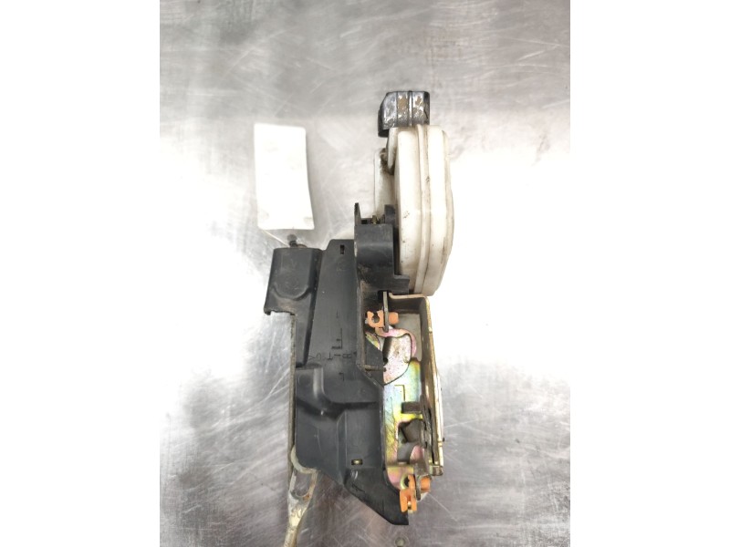 Recambio de cerradura puerta delantera izquierda para mitsubishi galant berlina (ea0) 2000 tech referencia OEM IAM   5 PINS