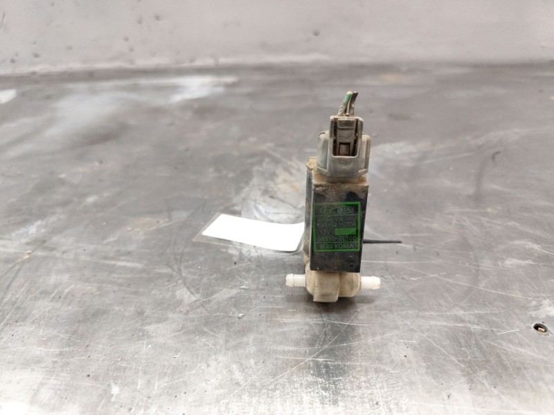 Recambio de bomba limpia para hyundai i30 (fd) 1.6 crdi referencia OEM IAM 985102l100  