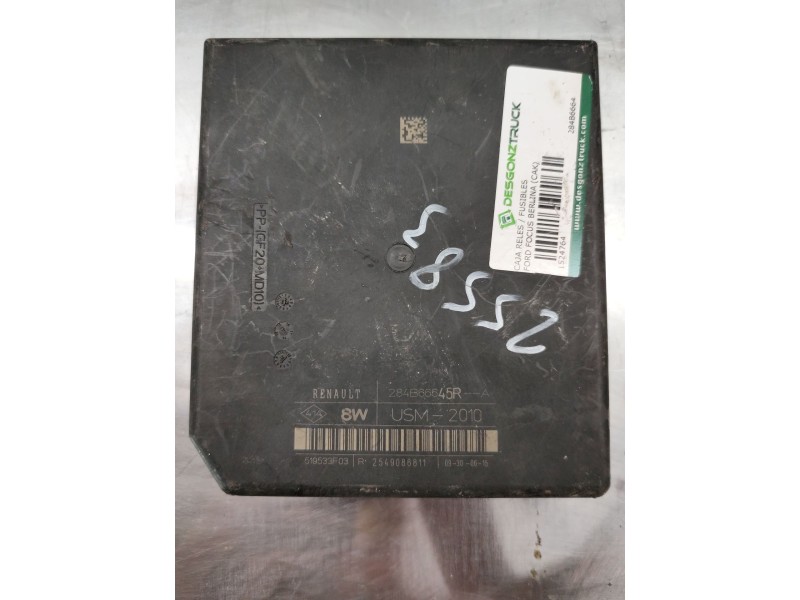 Recambio de caja reles / fusibles para ford focus berlina (cak) ambiente referencia OEM IAM 284B6664  
