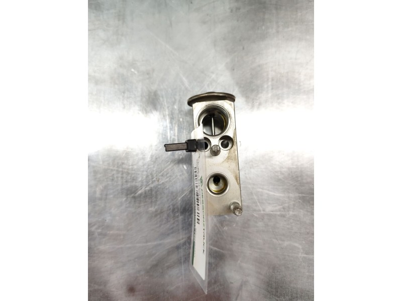 Recambio de valvula expansion para ford fiesta (cb1) 1.25 16v cat referencia OEM IAM 8E2H19849AA  