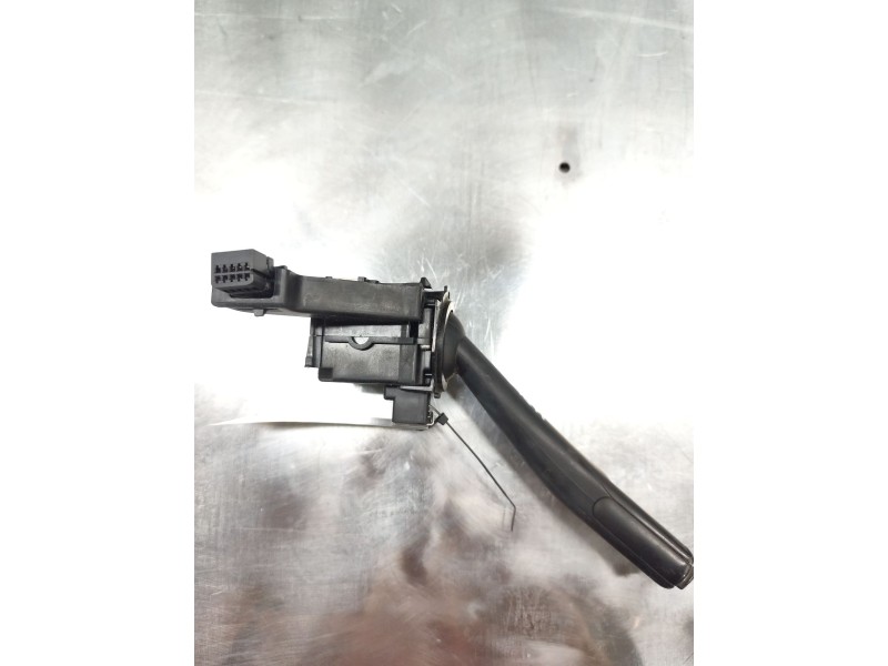 Recambio de mando luces para seat leon (1p1) 1.8 tsi referencia OEM IAM pa6gf30  