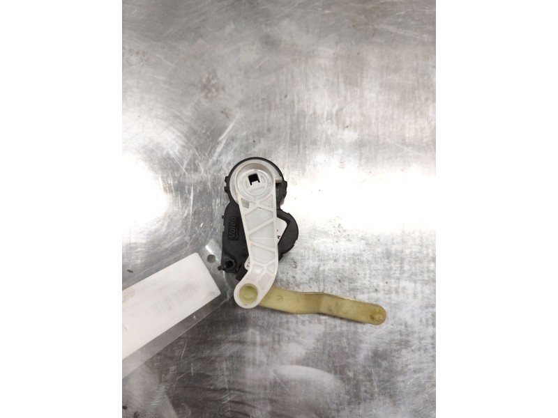 Recambio de motor apertura trampillas climatizador para peugeot 508 allure hybrid4 referencia OEM IAM 1905121A  