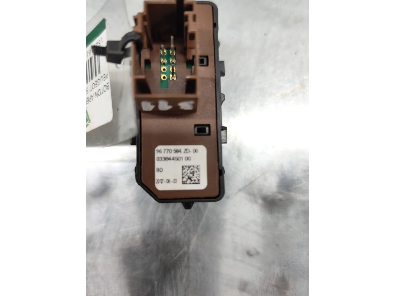 Recambio de boton apertura maleteroporton para peugeot 508 allure hybrid4 referencia OEM IAM 96770584ZD  