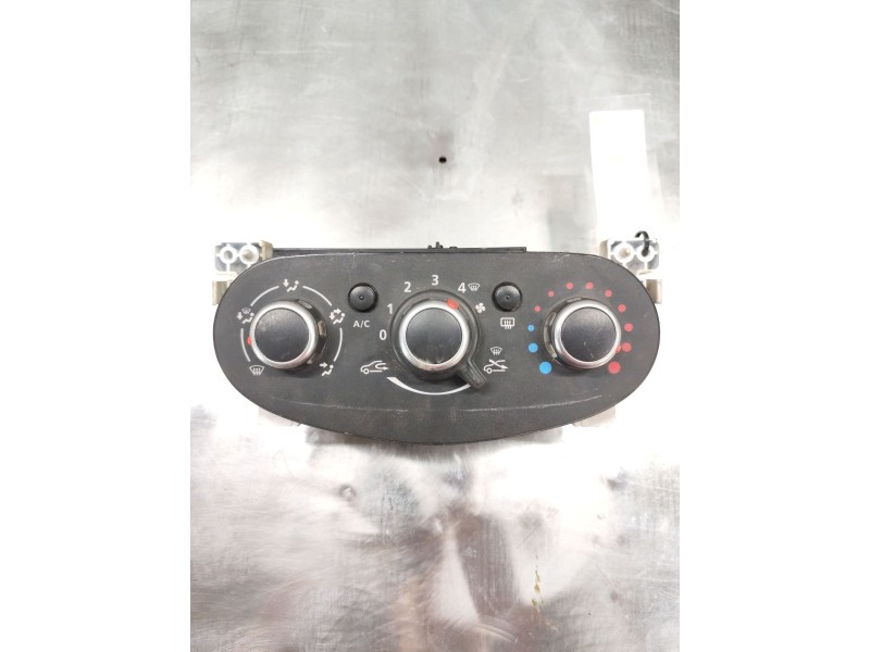 Recambio de mando calefaccion / aire acondicionado para dacia sandero referencia OEM IAM A42303400  