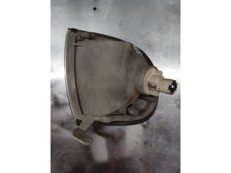 Recambio de piloto delantero izquierdo para nissan vanette cargo (hc23) furg. referencia OEM IAM 261357C000  