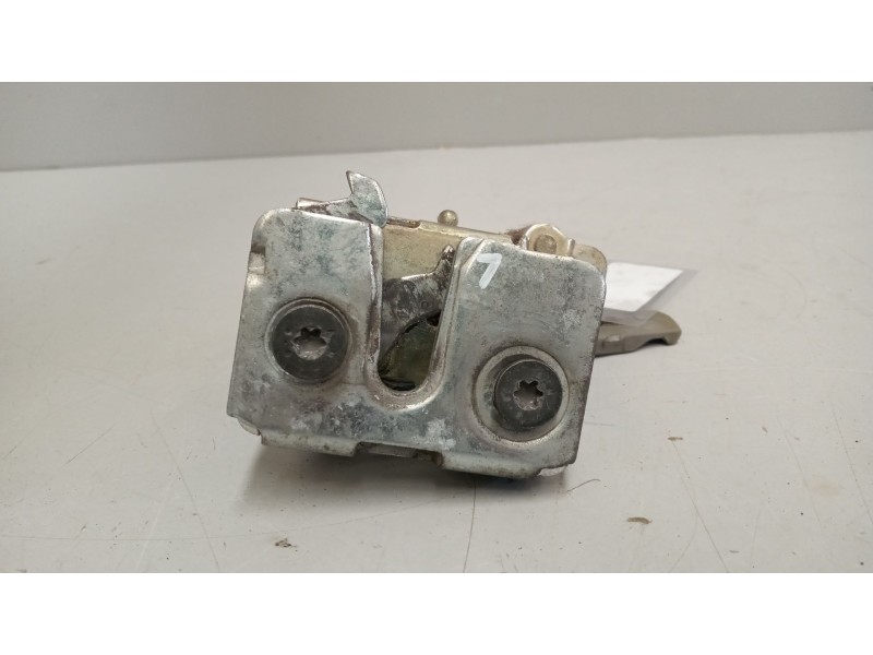 Recambio de cerradura puerta delantera izquierda para daf serie xf105.xxx 12.9 diesel referencia OEM IAM   