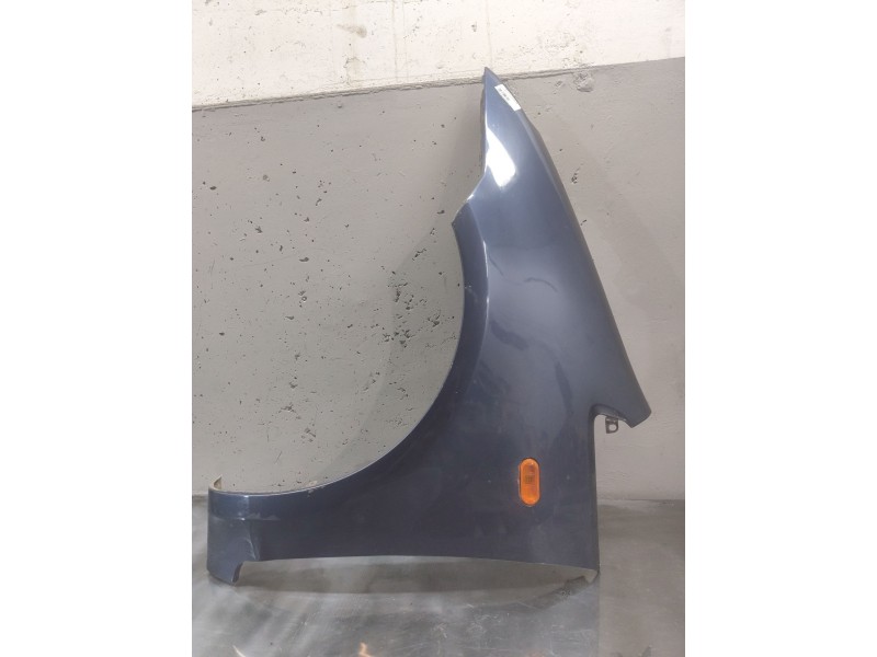 Recambio de aleta delantera izquierda para ford focus c-max (cap) ambiente (d) referencia OEM IAM   