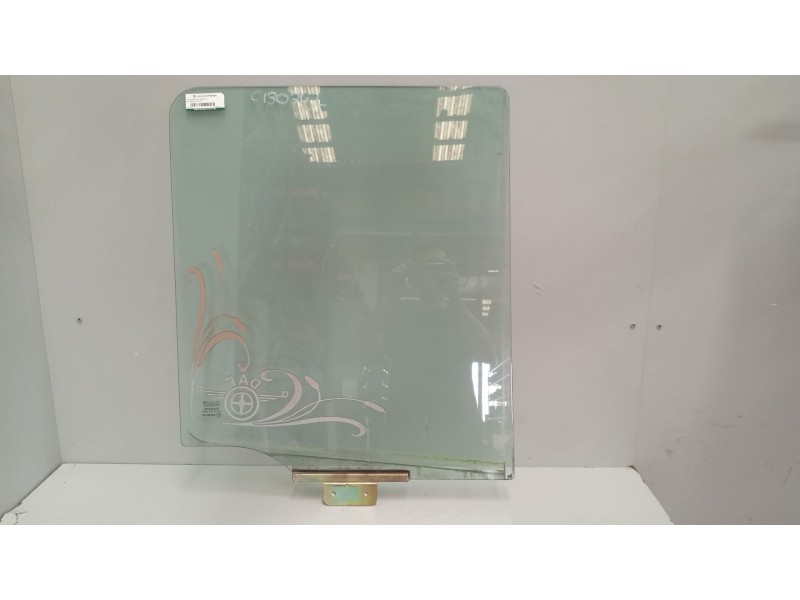 Recambio de luna delantera izquierda para daf serie xf105.xxx 12.9 diesel referencia OEM IAM 1284623  