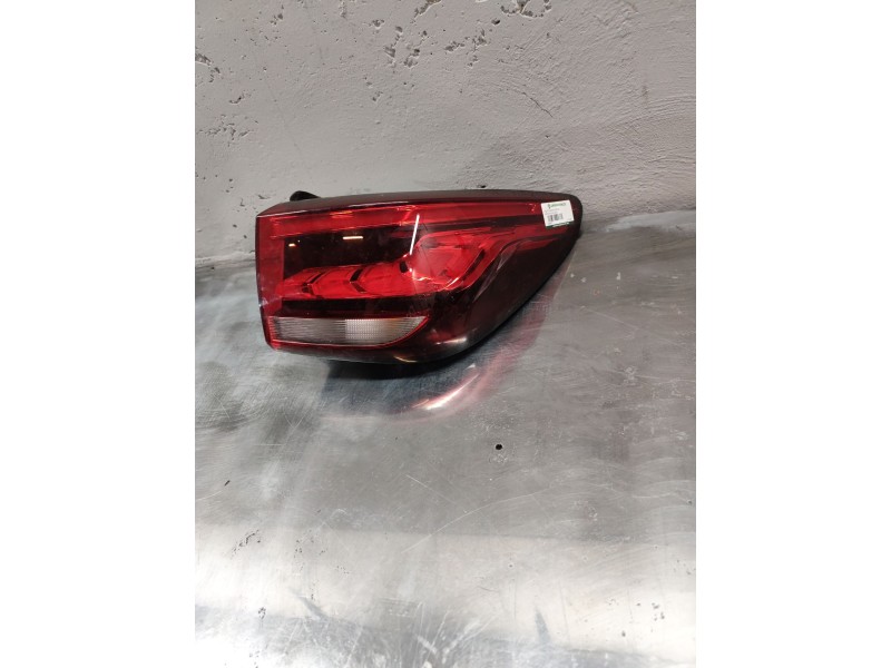 Recambio de piloto trasero derecho para mg mg zs suv (azs1) 1.5 vti referencia OEM IAM 10571682  