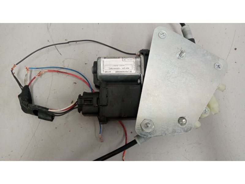 Recambio de elevalunas delantero izquierdo para daf serie xf105.xxx 12.9 diesel referencia OEM IAM 1779721  