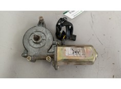 Recambio de motor elevalunas delantero derecho para renault midlum referencia OEM IAM   