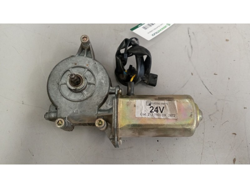 Recambio de motor elevalunas delantero derecho para renault midlum referencia OEM IAM   