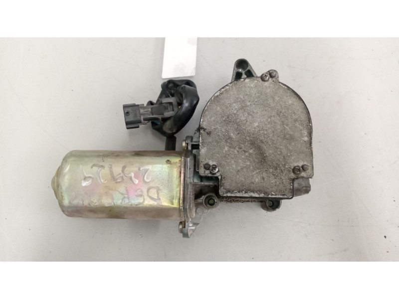 Recambio de motor elevalunas delantero derecho para renault midlum referencia OEM IAM   