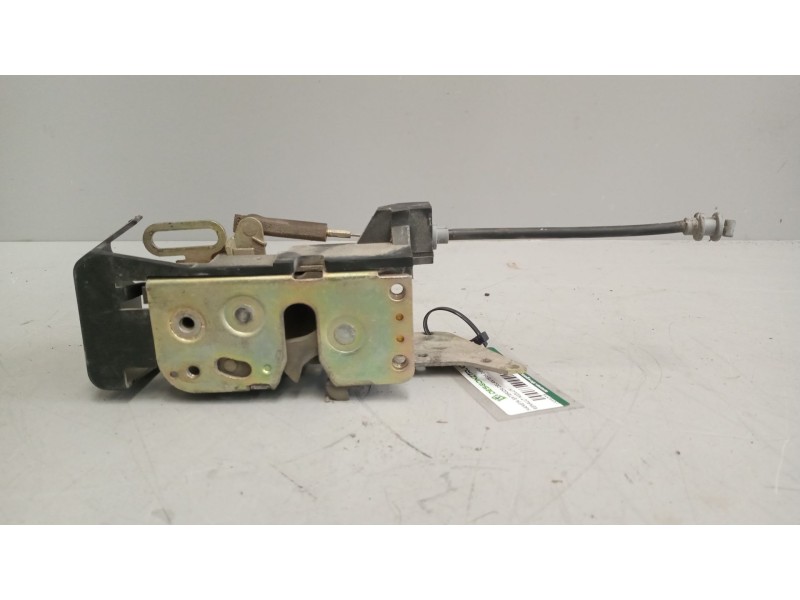 Recambio de maneta exterior delantera derecha para renault midlum referencia OEM IAM 5001858130  