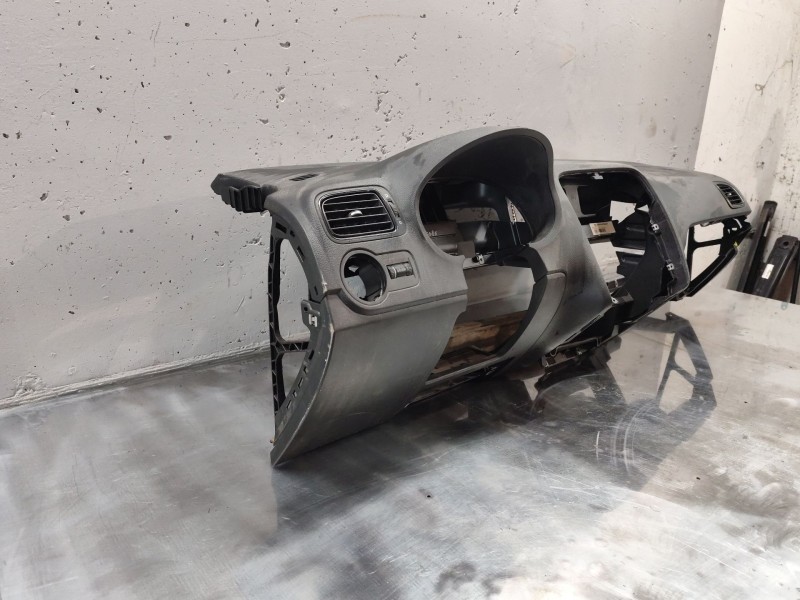 Recambio de salpicadero para volkswagen polo v (6r1, 6c1) 1.6 tdi referencia OEM IAM   