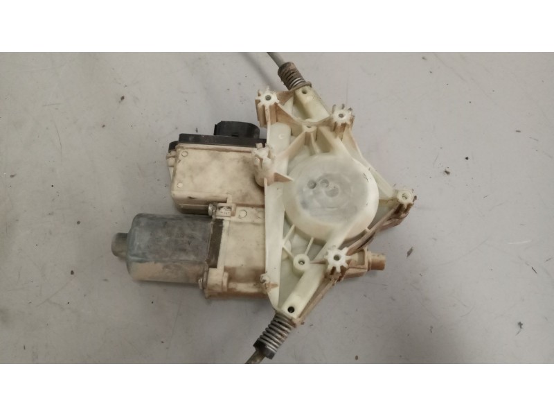 Recambio de elevalunas delantero derecho para daf serie xf105.xxx 12.9 diesel referencia OEM IAM 1918146  