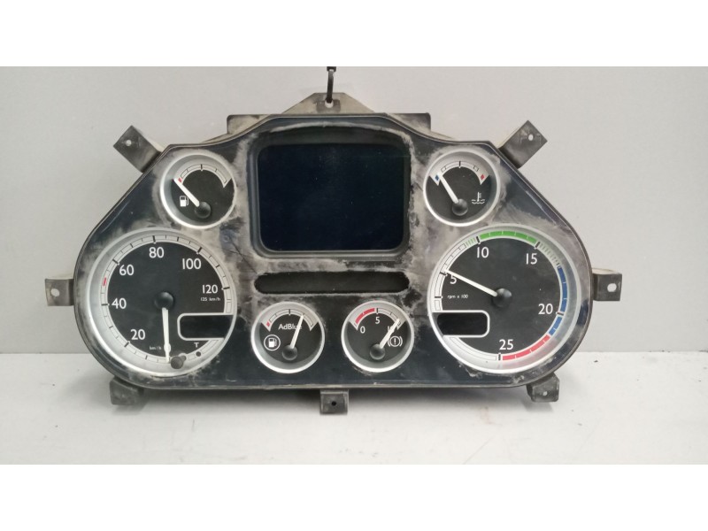 Recambio de cuadro instrumentos para daf serie xf105.xxx 12.9 diesel referencia OEM IAM 1793211  