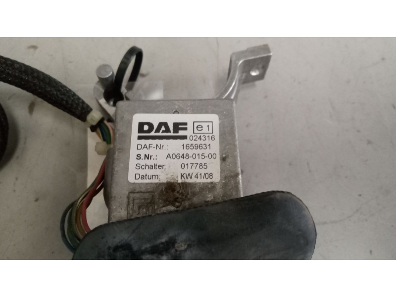 Recambio de mando intarder para daf serie xf105.xxx 12.9 diesel referencia OEM IAM 1659631  