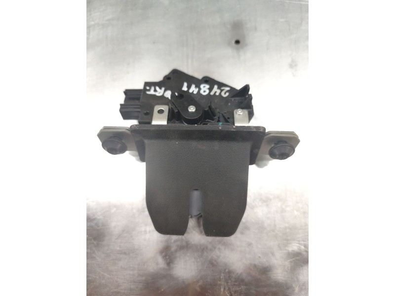 Recambio de cerradura maletero / porton para mg mg zs suv (azs1) 1.5 vti referencia OEM IAM 10459738  