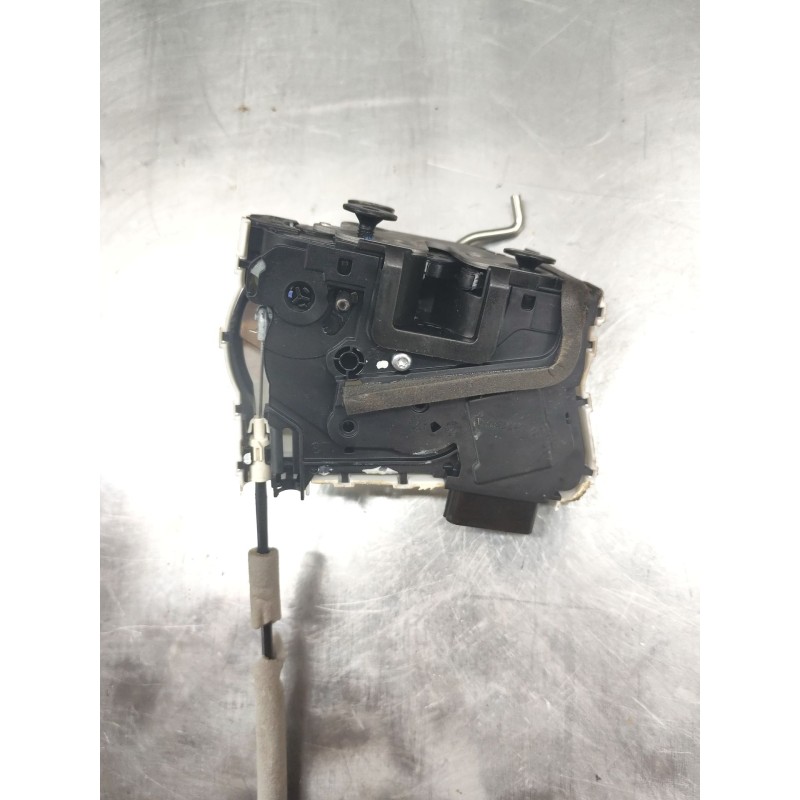 Recambio de cerradura puerta trasera derecha para mg mg zs suv (azs1) 1.5 vti referencia OEM IAM 10845783  16896908