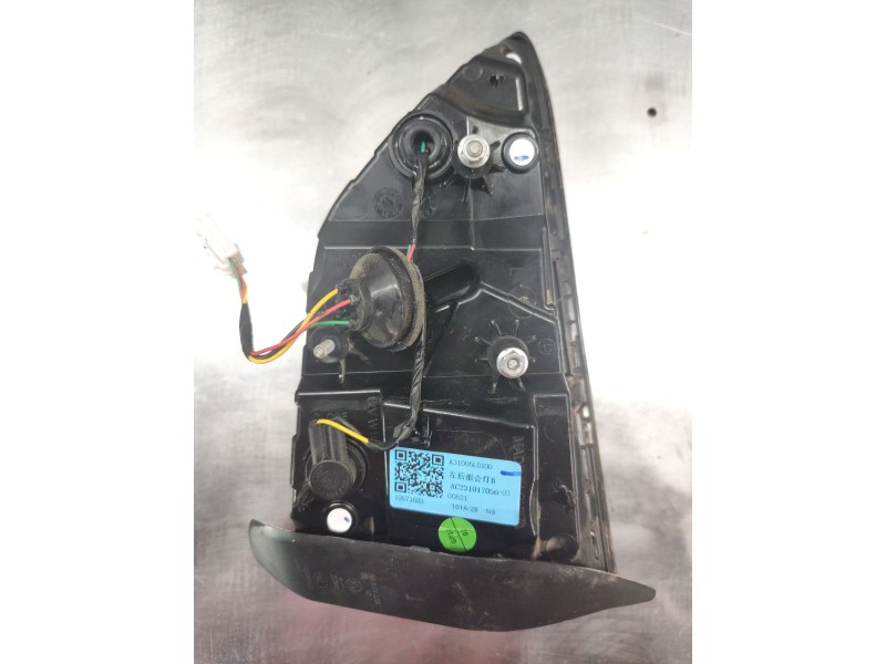 Recambio de piloto trasero izquierdo interior para mg mg zs suv (azs1) 1.5 vti referencia OEM IAM ZS11661192  