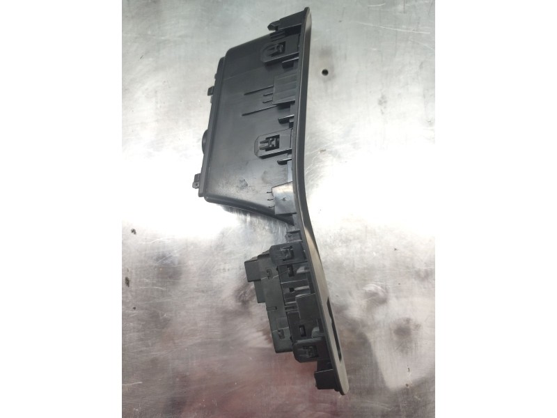 Recambio de mando elevalunas trasero izquierdo para mg mg zs suv (azs1) 1.5 vti referencia OEM IAM 10003589  10470989