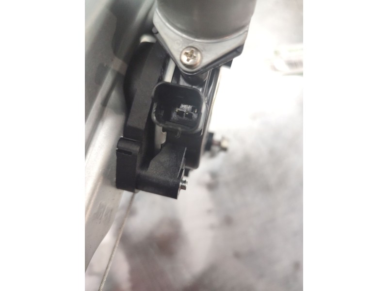 Recambio de elevalunas trasero izquierdo para mg mg zs suv (azs1) 1.5 vti referencia OEM IAM 10233937  