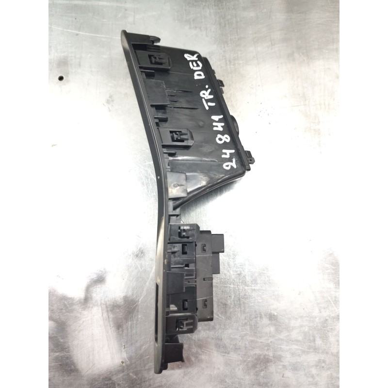 Recambio de mando elevalunas trasero derecho para mg mg zs suv (azs1) 1.5 vti referencia OEM IAM 10003589  10470993