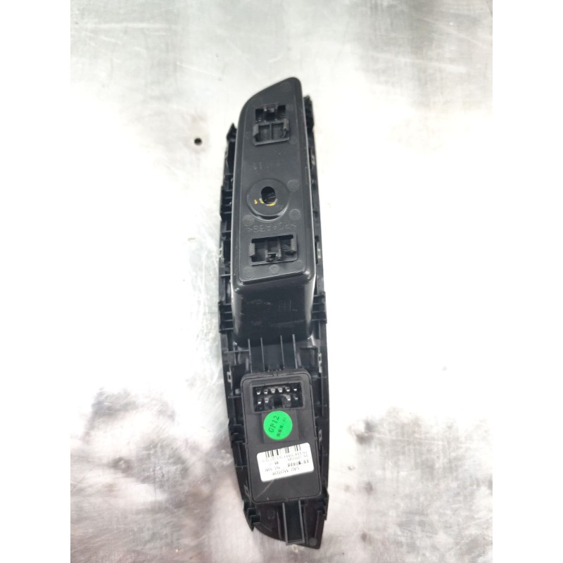 Recambio de mando elevalunas trasero derecho para mg mg zs suv (azs1) 1.5 vti referencia OEM IAM 10003589  10470993